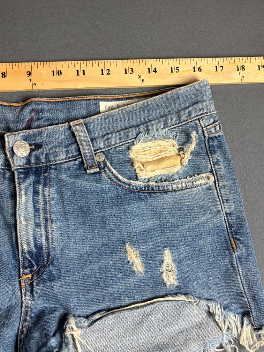 Rag and Bone Jean Shorts Size 27 Winnie Cut Off Distressed Festival Denim Cotton - Picture 7 of 8